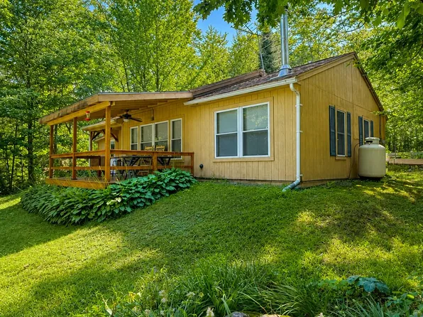 32 Luckman Road, Saint Albans, ME 04971