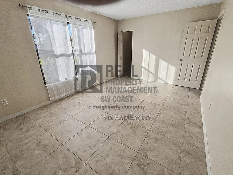 12471 McGregor Blvd #10-1 — Photo 10
