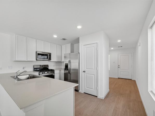 18510 Autumn Heights Ln