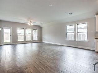 1116 Flamingo Rd, Forney, TX 75126
