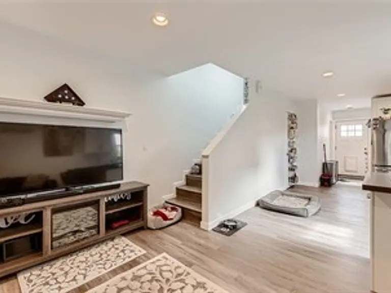 4333 S M St — Photo 10