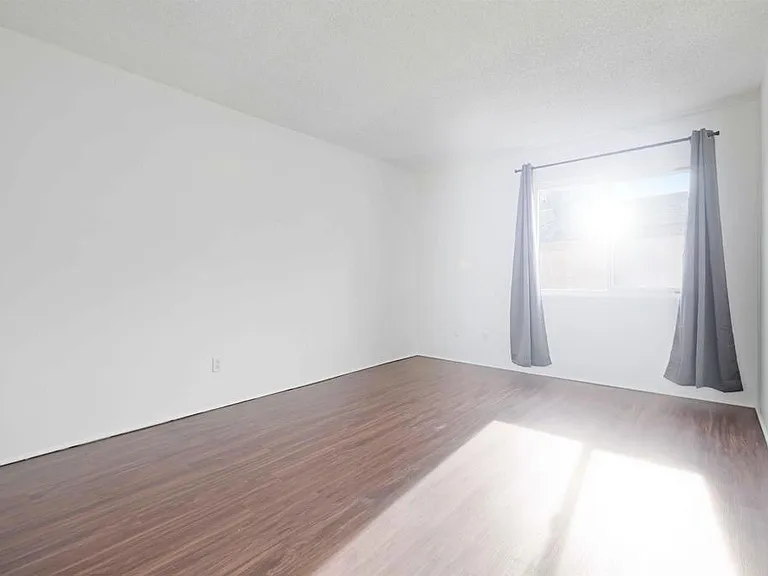 2920 Briarwood Rd #H12 — Photo 12