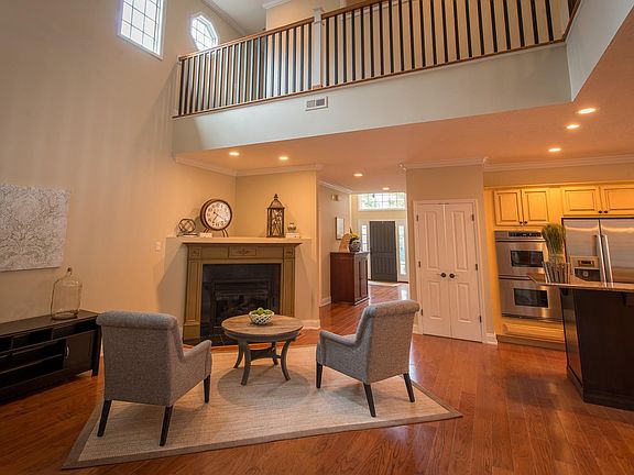2nd image of 1032 Gothic Manor Way