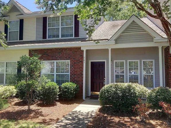 701 Pine Bluff Dr, Summerville, SC 29483