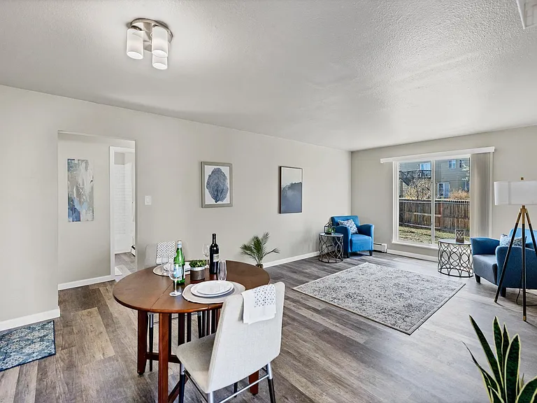 4390 Loomis Ave #A — Photo 9
