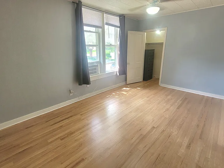304 N 12th St #1 — Photo 8