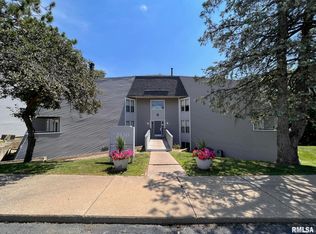 2630 W Willowlake Dr APT 514, Peoria, IL 61614