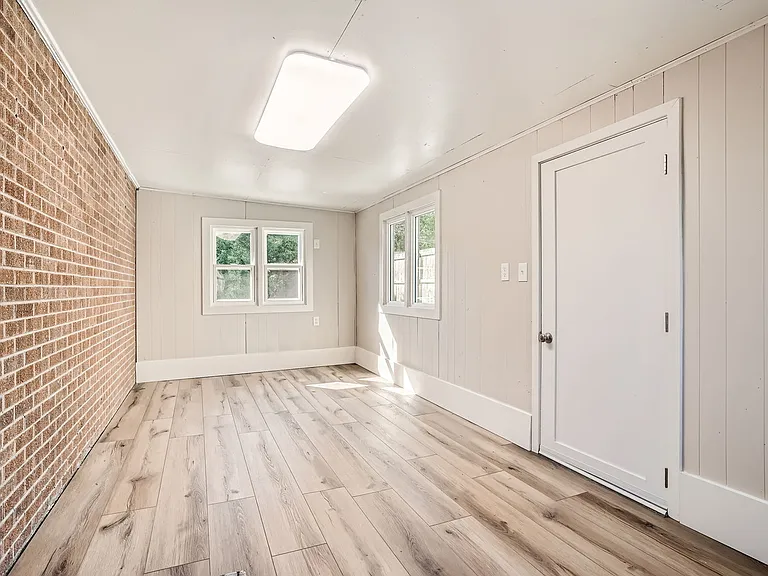 1103 S Beech Dr #A — Photo 5