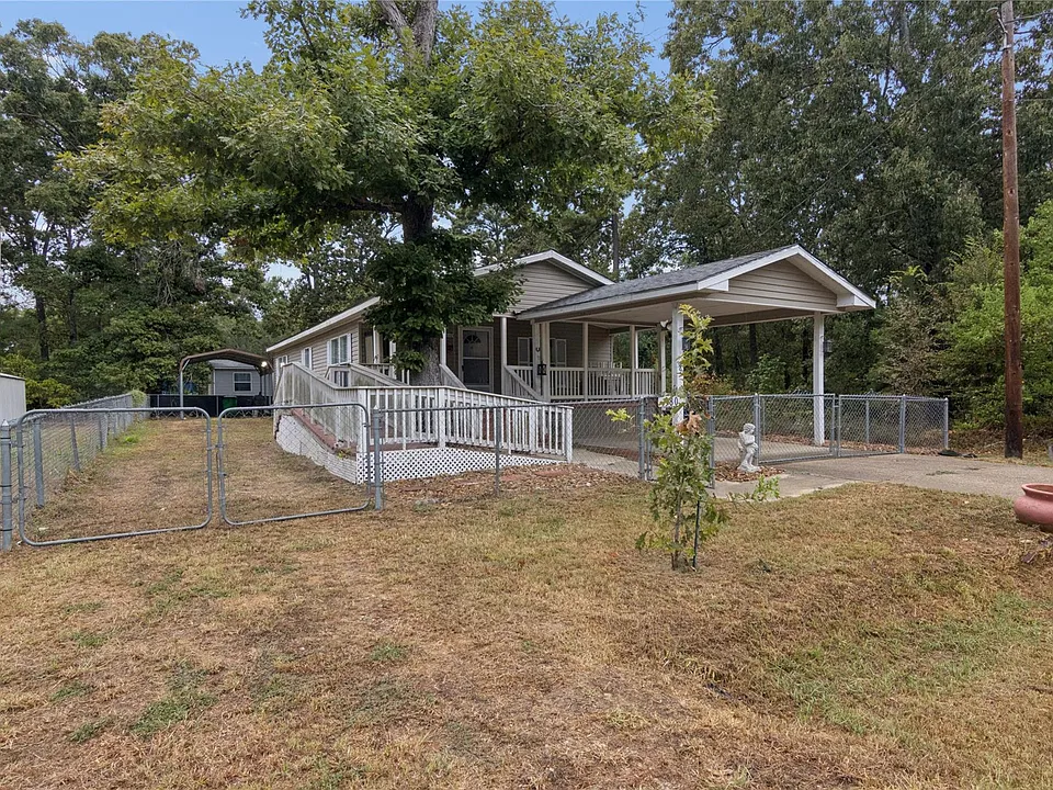 380 Antigua Dr