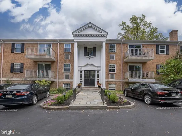 919 W Montgomery Ave #2-5, Bryn Mawr, PA 19010