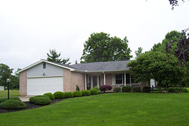 1st image of 795 Newberry Dr