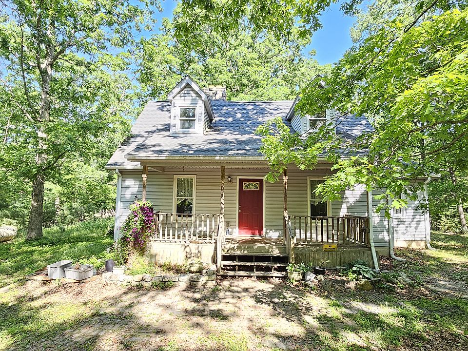1st image of 465 Ridge Rd