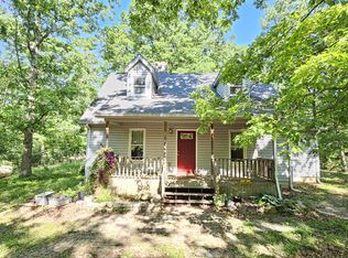465 Ridge Rd, New Castle, VA 24127