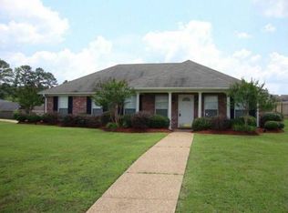 101 Dogwood Way, Pearl, MS 39208