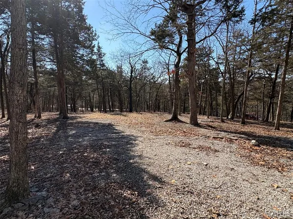 23 Cedar Dr, New Florence, MO 63363