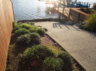 4224 Riviera Dr, Stockton, CA 95204