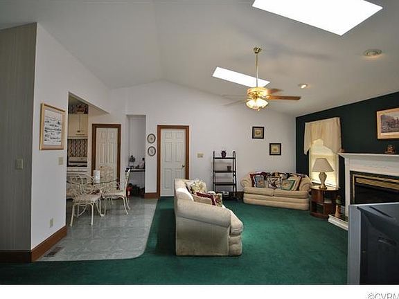 5th image of 17215 Axselle Dr