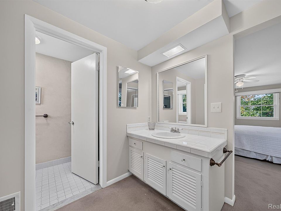 5533 Priory Ln, photo 22