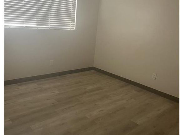 4th image of 4393 Tyler St