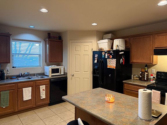 5th image of 2621 Las Alturas Ct