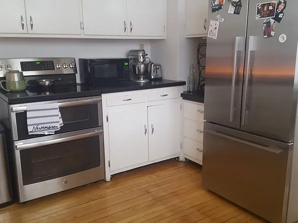 1243 Jenifer St, Madison, WI 53703