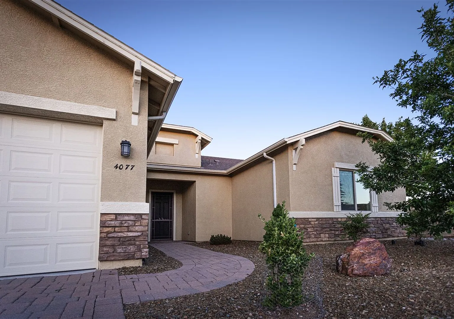 4 Bedroom, 2 Bath Home In Granville! — Photo 3