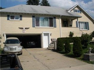 19 4th Ave, Dunbar, PA 15431