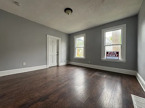 429 Poplar St #1A Photo 1