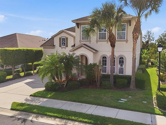 3rd image of 843 Molly Cir