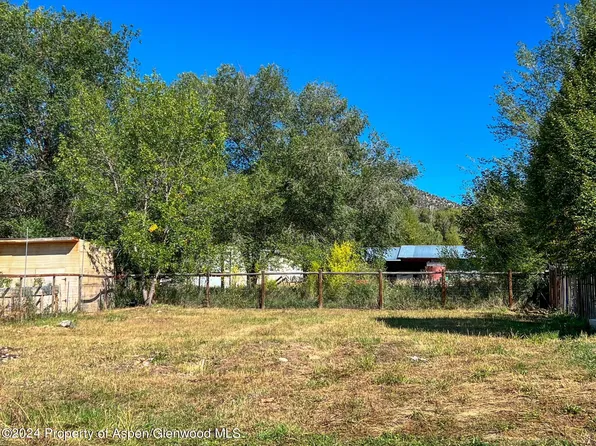 33 Eagle Falls Dr, New Castle, CO 81647