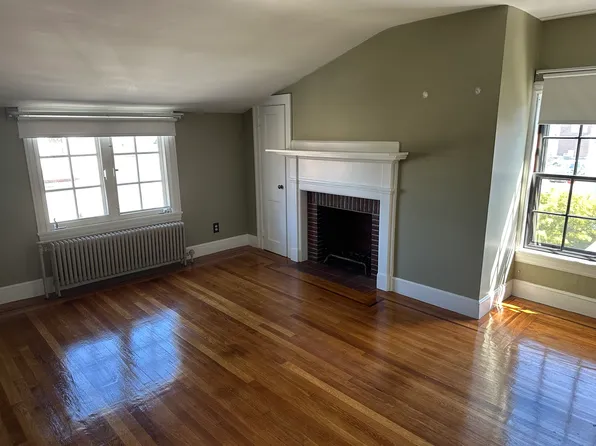 263 Pine St #7, Fall River, MA 02720