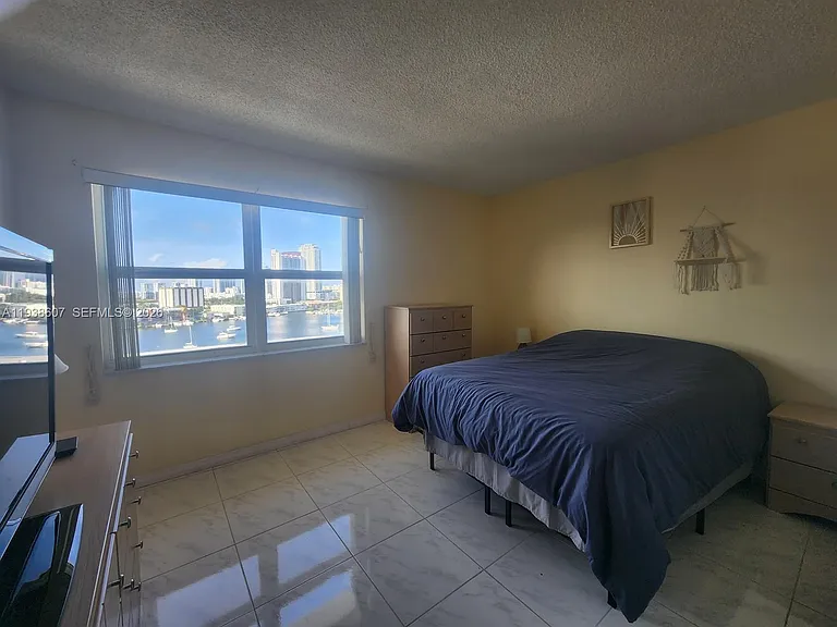 401 Golden Isles Dr #1114 — Photo 16