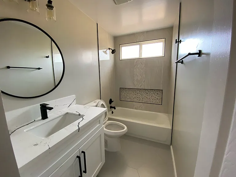 8725 Washington Ave — Photo 9