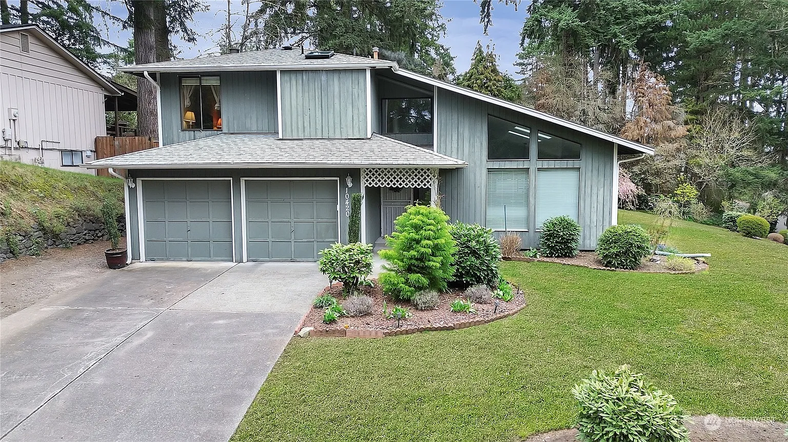 10420 90th Avenue SW photo 1