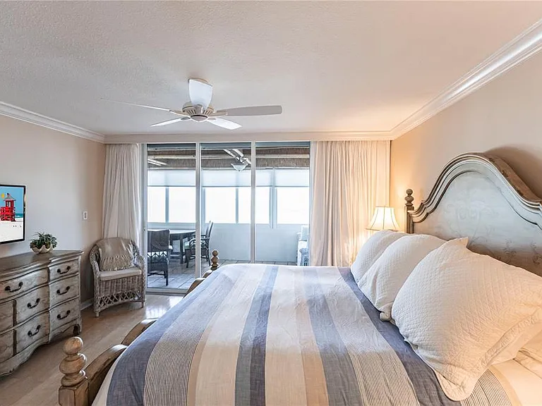 1055 W Peppertree Dr #703AA — Photo 17
