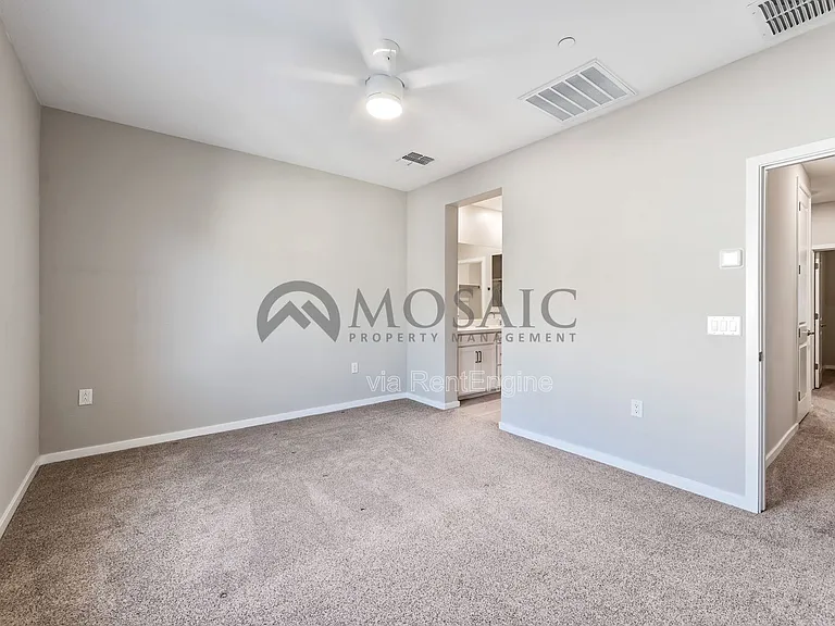 778 E Harper St #103 — Photo 18