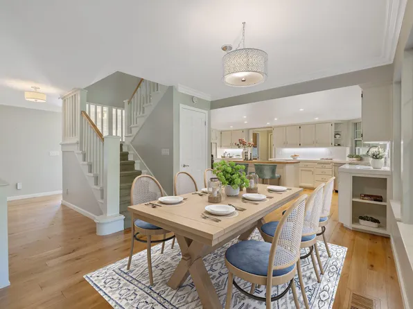 1111 N Bollinger Street, Visalia, CA 93291