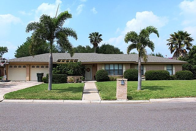 1st image of 2825 Poinciana St