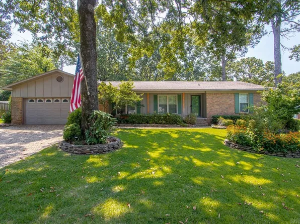 7600 Tomahawk Dr, N Little Rock, AR 72116