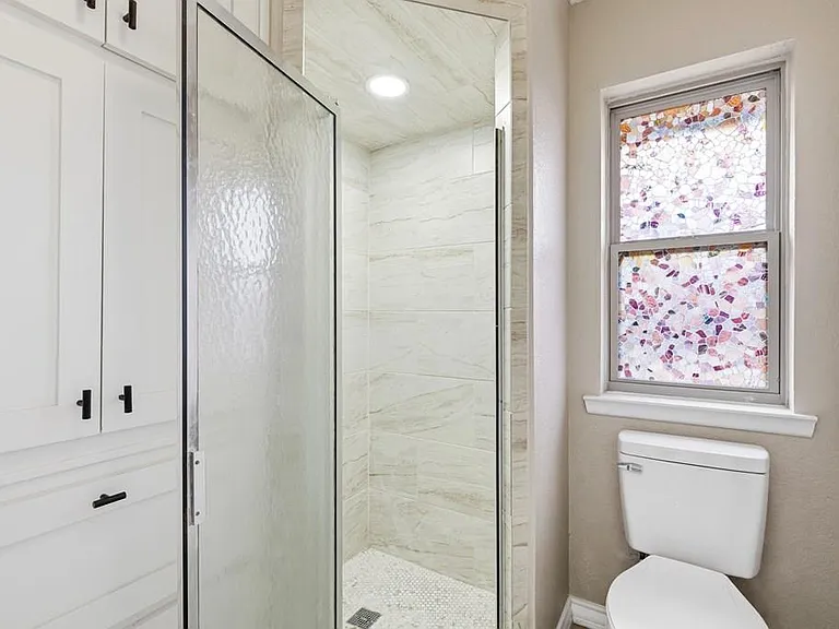 3309 Edgemont Dr — Photo 9