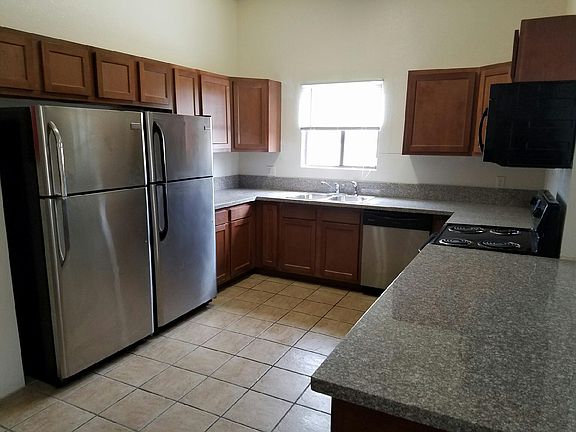 Spacious kitchen