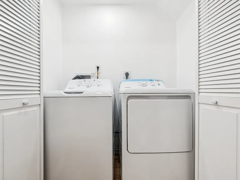 1223 Spruce St #3F — Photo 10