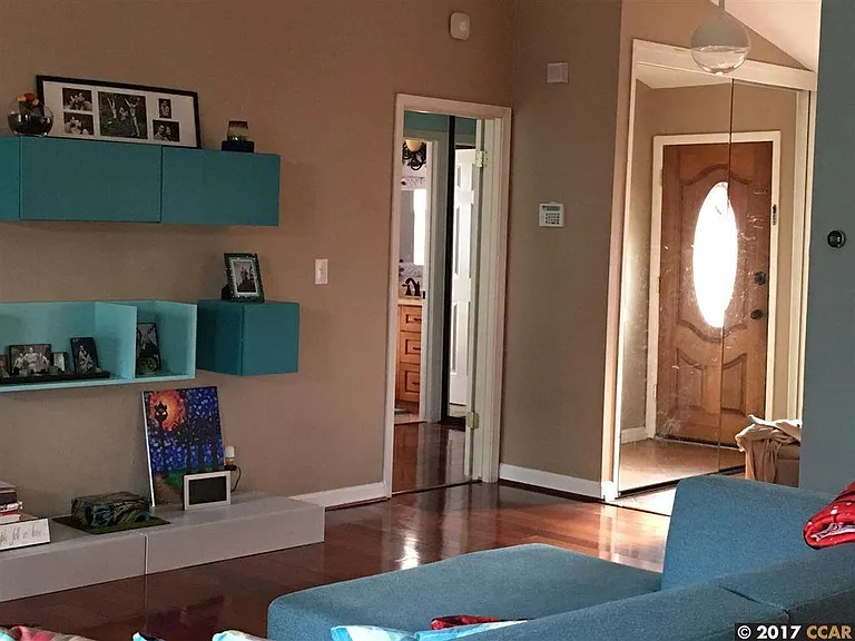 5513 Pamplona Ct — Photo 11