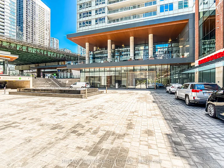17 Bathurst St #2603 — Photo 3