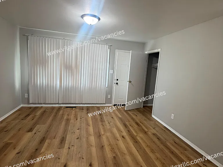 4414 W 24th Pl — Photo 8