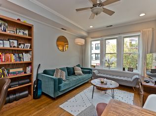 2715 N Sawyer Ave APT 2, Chicago, IL 60647