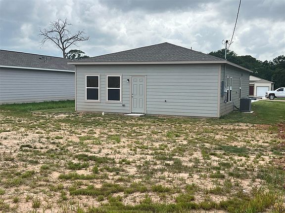 3rd image of 2520 18th St