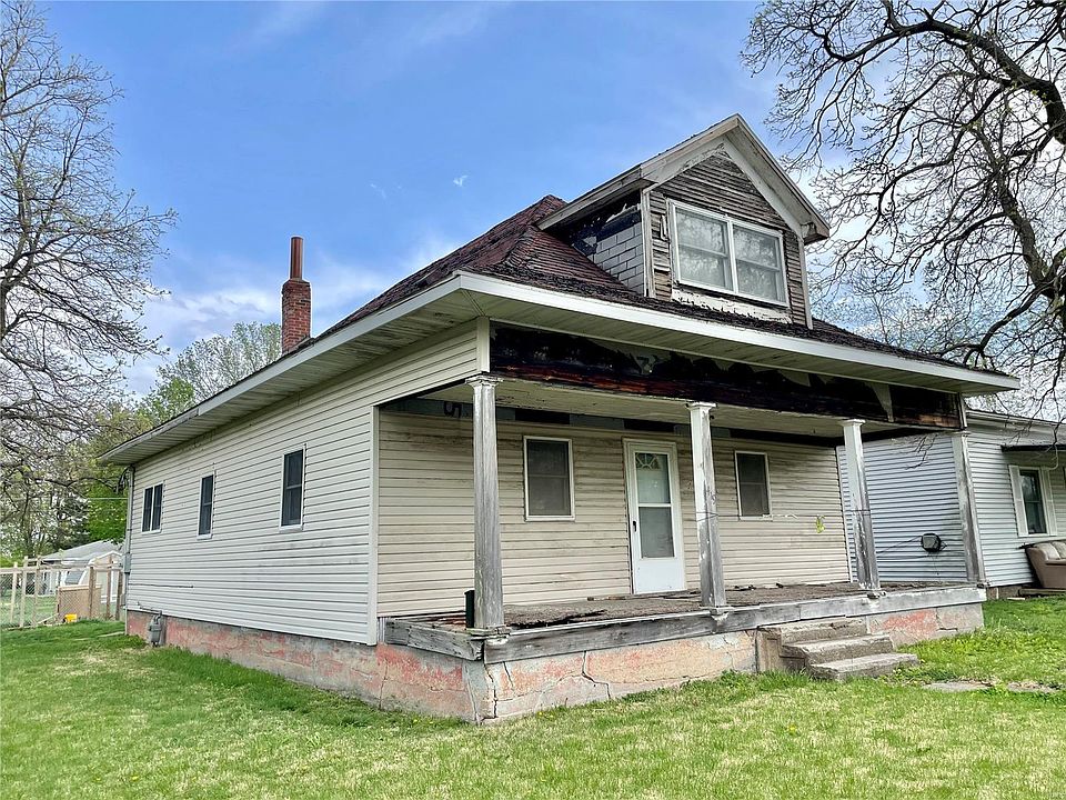 419 Frederick St, Nokomis, IL 62075 MLS 23022520 Zillow