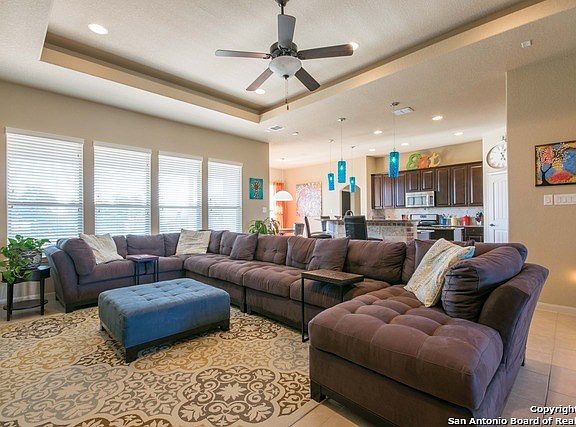 3rd image of 13403 Leeward Ln
