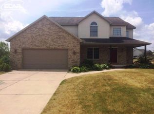5415 Sycamore Ln, Flint, MI 48532